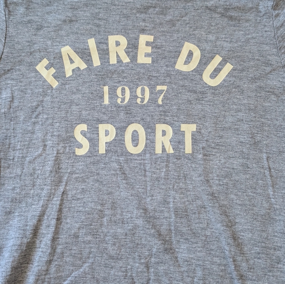 H&M Tee - Picture 2 of 2